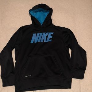 Nike Boys Therma-fit hoodie